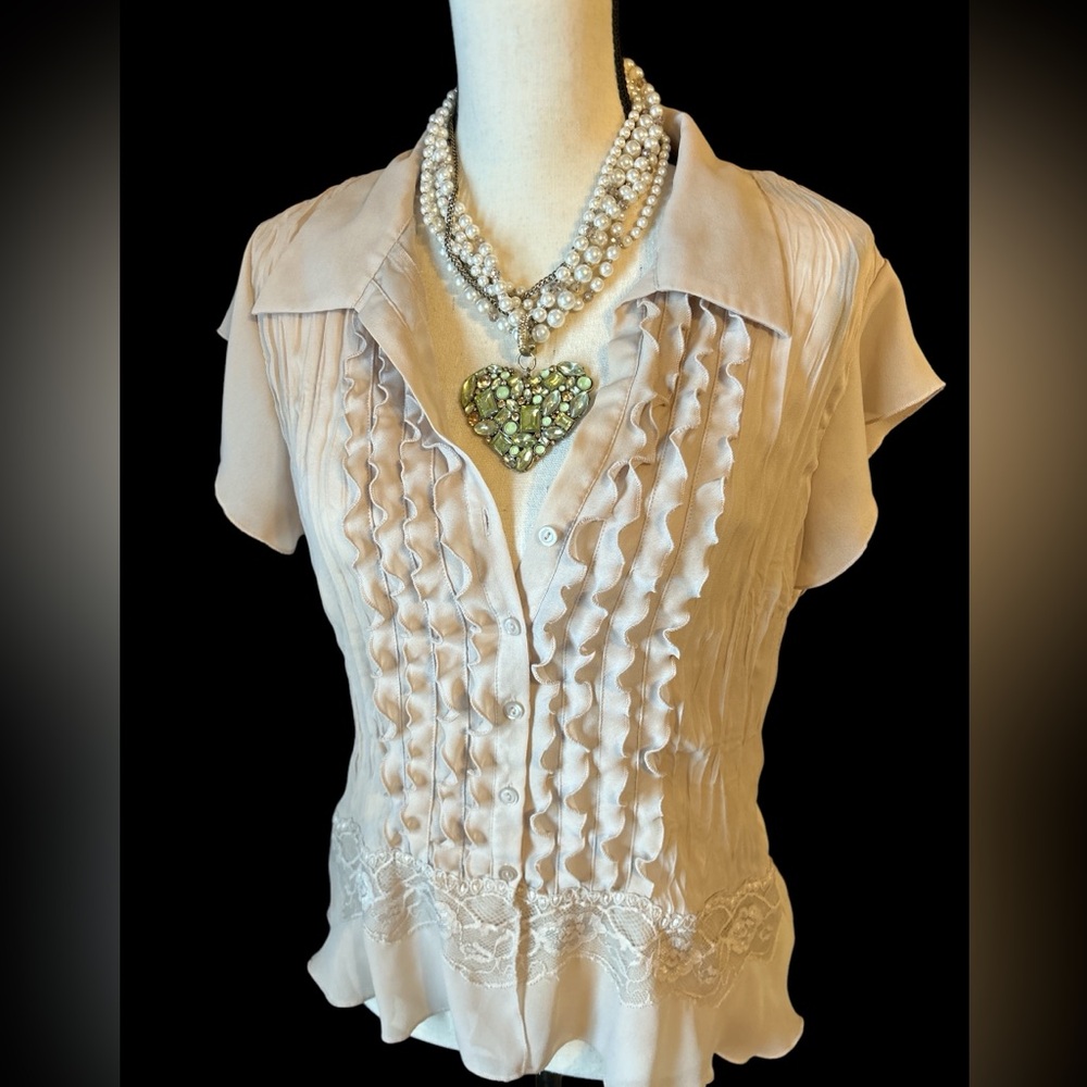 Allyson Taylor shortsleeved blouse